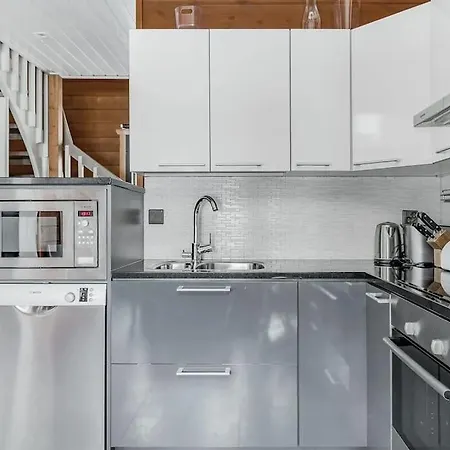 Hullun Mustikka Saukkopari * Ruka