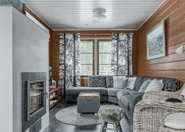 샬레 Hullun Mustikka Saukkopari 루카